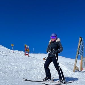 Meet your Posher, Jenny